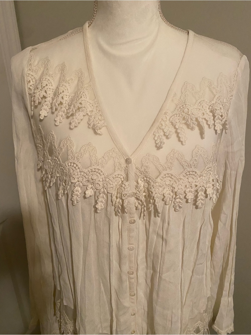 Karen Kane White Lace-Trim Button-Front Women's Top Size XL NWT - Picture 2 of 6
